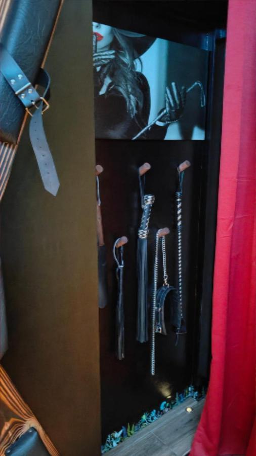 La Loveroom Bdsm De Nice " La Chambre Luxe Des Desirs " Luaran gambar