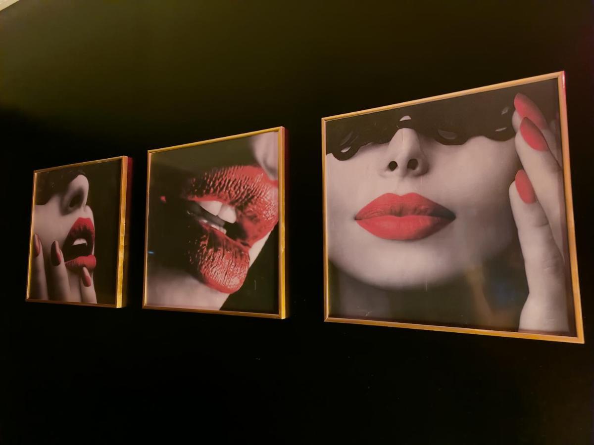 La Loveroom Bdsm De Nice " La Chambre Luxe Des Desirs " Luaran gambar